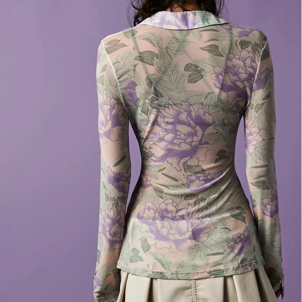 Free People Lucky Shirtee Lilac Bloom - Picture 2 of 3